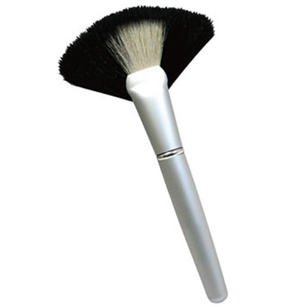 トリコインダストリーズ アイビルファンブラシ